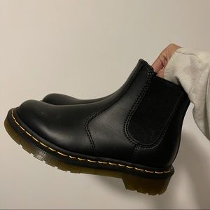 Doc Marten Vegan 2976 Felix Chelsea Boots size 5